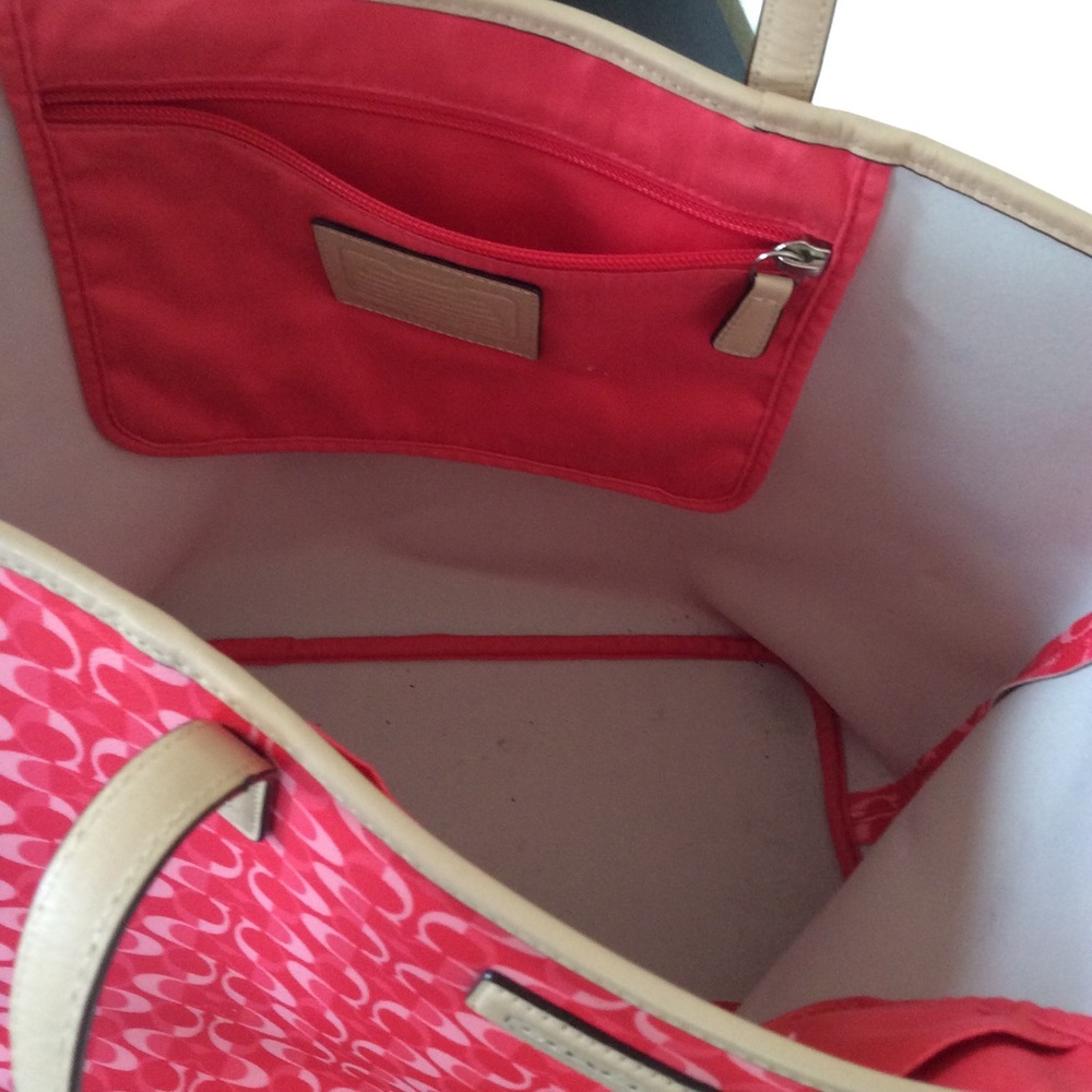 Coach tote - Picture 3 of 8